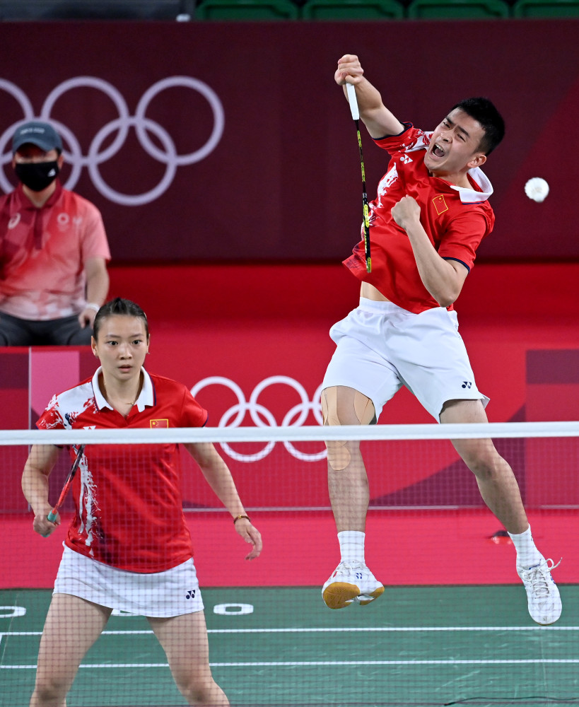 他们上任伊 他们上任伊